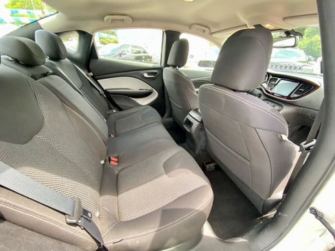 Used 2016 Dodge Dart SXT FWD image 10