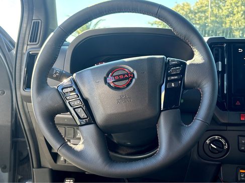 New 2026 Nissan Frontier PRO-4X w/ Pro-4x Convenience Package image 13
