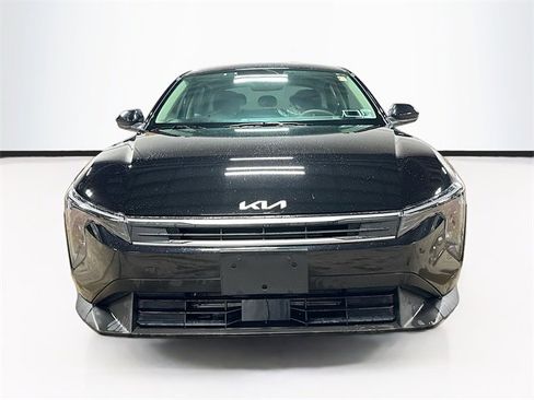 Used 2025 Kia K4 LXS image 2