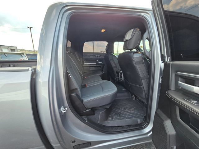 Used 2022 RAM 2500 Big Horn w/ Level C Equiment Group AWD/4WD image 23