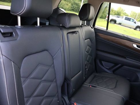 New 2026 Volkswagen Atlas SE AWD/4WD image 12