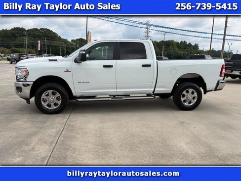 Used 2024 RAM 2500 Big Horn AWD/4WD image 1