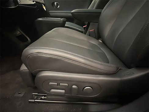 New 2026 Hyundai Ioniq 5 Limited image 10