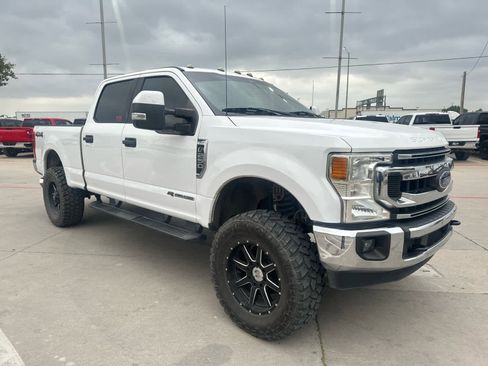 Used 2020 Ford F250 XLT AWD/4WD image 4