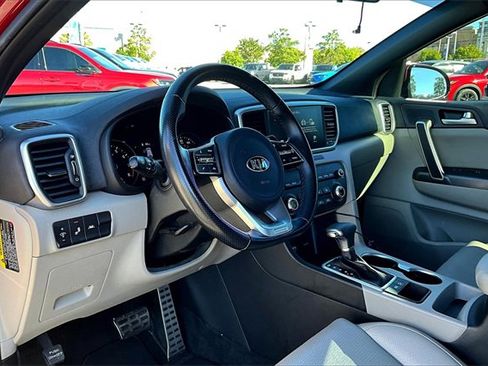 Used 2022 Kia Sportage Nightfall Edition image 13