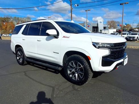 Used 2021 Chevrolet Tahoe Z71 image 2