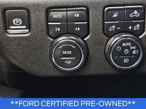 Used 2024 Chevrolet Silverado 2500 LTZ AWD/4WD image 28