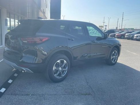 Used 2023 Chevrolet Blazer LT AWD/4WD image 5