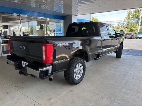 Used 2023 Ford F250 XLT image 5