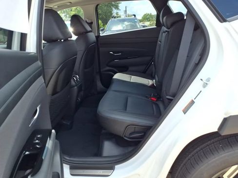 New 2026 Hyundai Tucson Limited FWD image 19