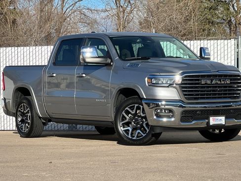 Used 2025 RAM 1500 Laramie image 2