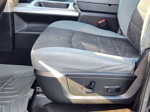 Used 2018 RAM 1500 Big Horn image 27