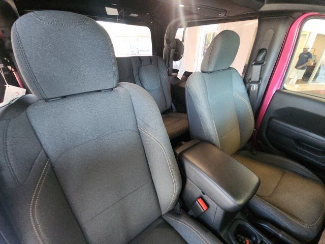 Used 2024 Jeep Wrangler Sport AWD/4WD image 15