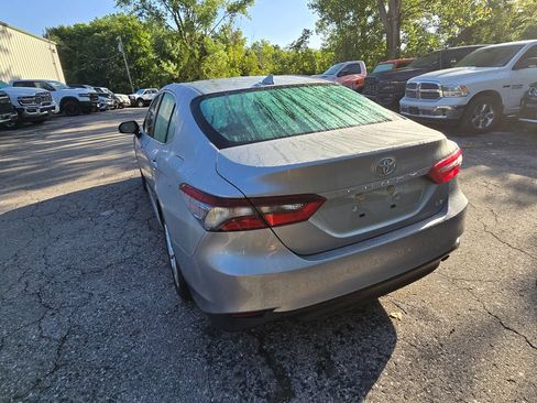 Used 2023 Toyota Camry LE w/ Convenience Package FWD image 5