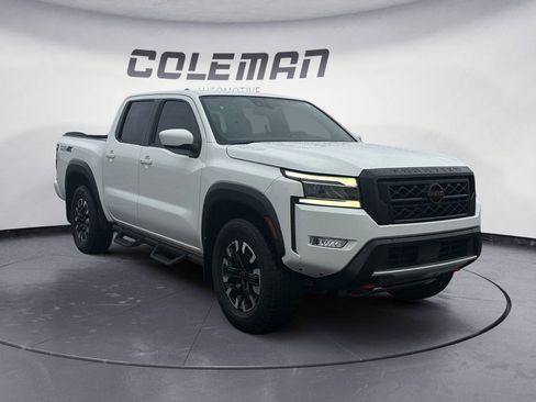 Used 2022 Nissan Frontier PRO-4X w/ Technology Package image 7