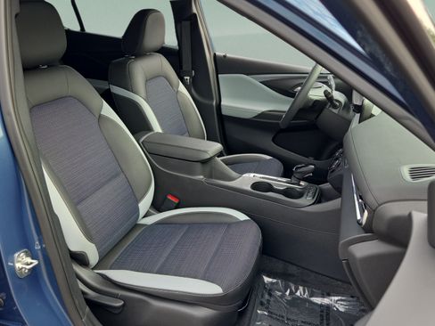Certified 2025 Buick Envista Preferred FWD image 15
