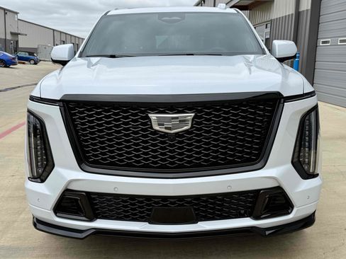 Used 2026 Cadillac Escalade V w/ LPO, ONYX Package AWD/4WD image 20
