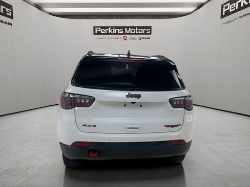 Certified 2025 Jeep Compass Trailhawk AWD/4WD image 5