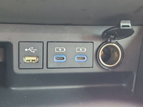 Used 2022 Toyota Highlander XSE FWD image 35
