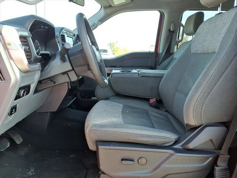 Used 2023 Ford F150 XLT image 3