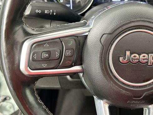 Used 2023 Jeep Wrangler Unlimited Sahara w/ Cold Weather Group AWD/4WD image 24