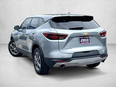 Used 2023 Chevrolet Blazer LT FWD image 13