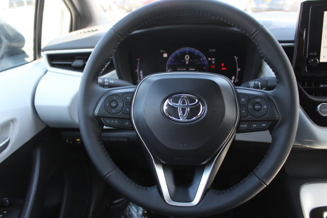 Certified 2026 Toyota Corolla SE FWD image 36