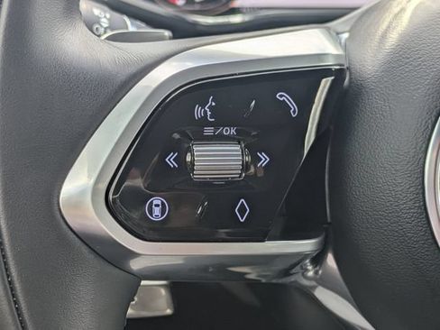 Used 2025 Jaguar F-PACE R-Dynamic S AWD/4WD image 25