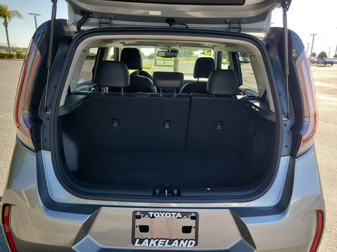 Used 2023 Kia Soul GT-Line w/ GT-Line Technology Package FWD image 11