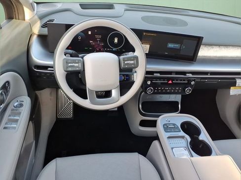 New 2026 Hyundai Ioniq 9 Calligraphy image 11