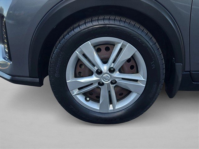Used 2021 Nissan Kicks S FWD image 22