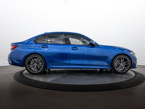 Used 2019 BMW 330i xDrive Sedan AWD/4WD image 3