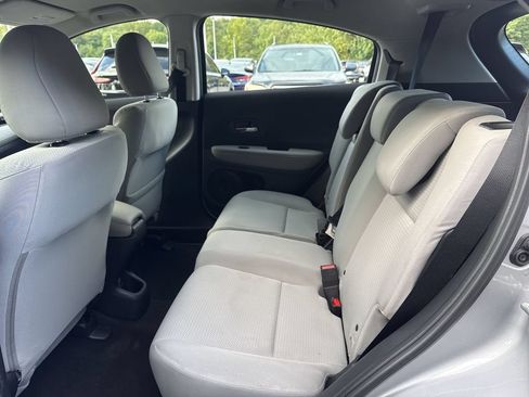 Used 2021 Honda HR-V LX image 24