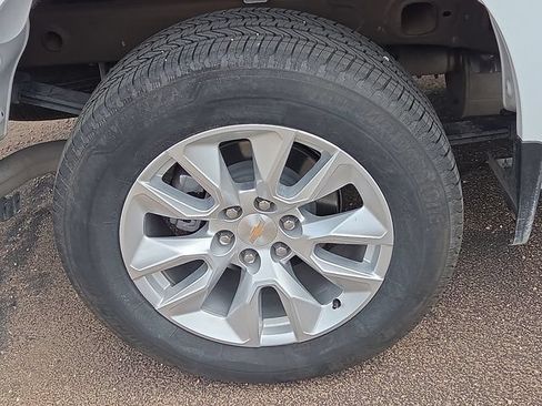 New 2026 Chevrolet Silverado 1500 Custom RWD image 5
