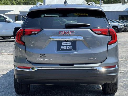 Used 2021 GMC Terrain SLT w/ Infotainment Package II AWD/4WD image 38