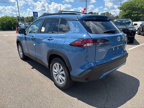 New 2026 Toyota Corolla Cross LE AWD/4WD image 5