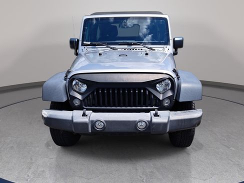 Used 2018 Jeep Wrangler Unlimited Sport S AWD/4WD image 2