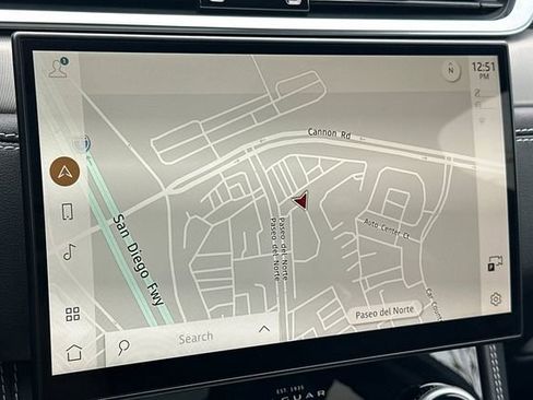 Certified 2024 Jaguar F-PACE R-Dynamic S image 18