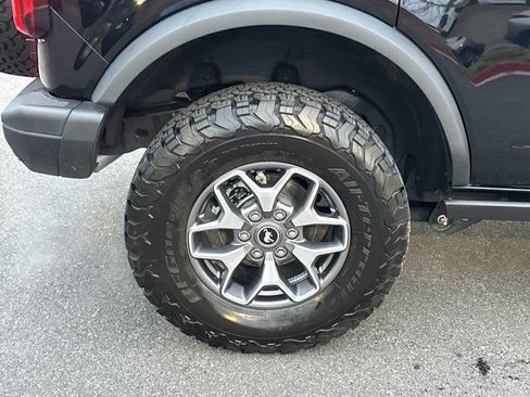 Used 2025 Ford Bronco Badlands image 22