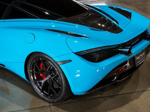 Used 2018 McLaren 720S RWD image 42