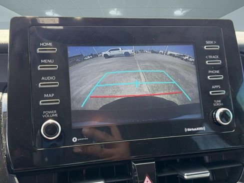 Used 2022 Toyota Camry LE FWD image 18