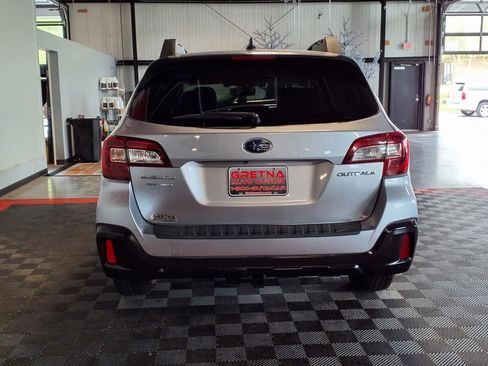 Used 2018 Subaru Outback 2.5i Premium AWD/4WD image 5