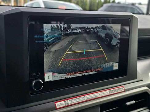 Certified 2025 Toyota 4Runner SR5 image 31