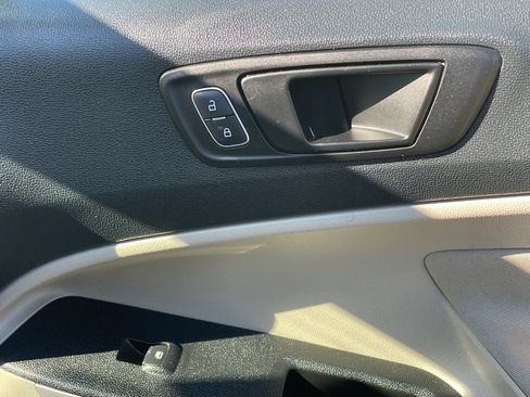 Used 2022 Ford EcoSport S AWD/4WD image 13