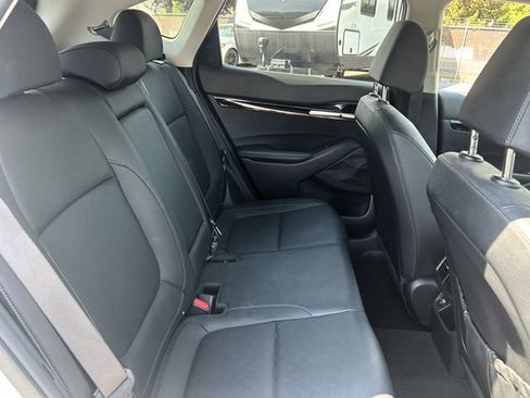 Used 2021 Kia Seltos SX w/ SX Sunroof Package AWD/4WD image 34