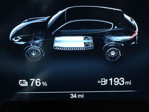 New 2025 Maserati Grecale Folgore image 9