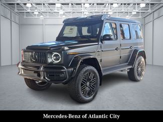 New 2023 Mercedes-Benz G 63 AMG Squared video 2