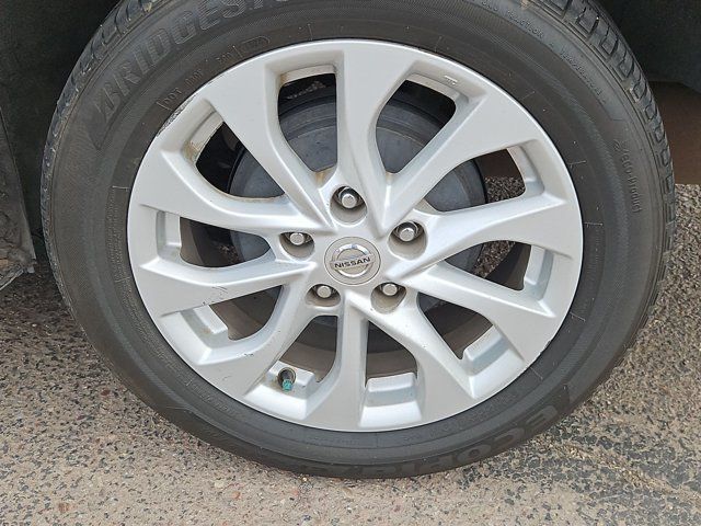 Used 2018 Nissan Sentra SV FWD image 14