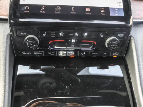 New 2025 Jeep Grand Cherokee Summit w/ Obsidian Package image 19