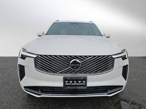 New 2026 Volvo XC90 T8 Plus w/ Protection Package Premier AWD/4WD image 8